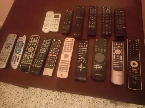 Lot de radios walcmane chaîne stéréo sony + SONACHI RADIO+AMPLIFICATEUR