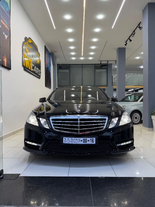 Mercedes Classe E 2013 AVANTGARDE Pack AMG