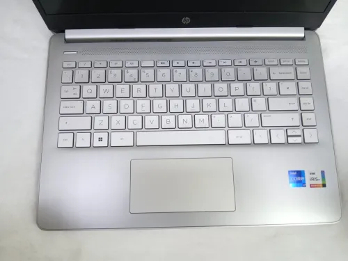 HP Probook Laptop 14S / i7-12eme / 512Ssd / 16RAM / 14"