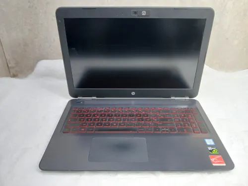 Hp Laptop OMEN / i5-6eme / 256 Ssd / 4 Ram / 15"