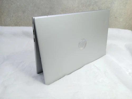 HP Probook 440 G8 / i5-11eme / 256Ssd / 8 RAM / 14"