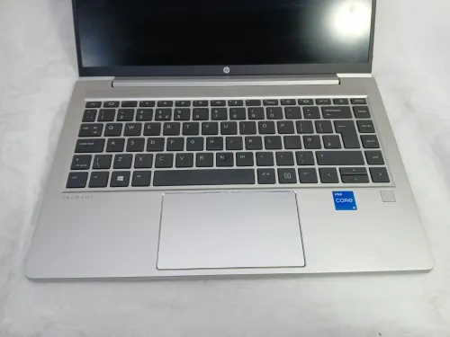 HP Probook 440 G8 / i5-11eme / 256Ssd / 8 RAM / 14"