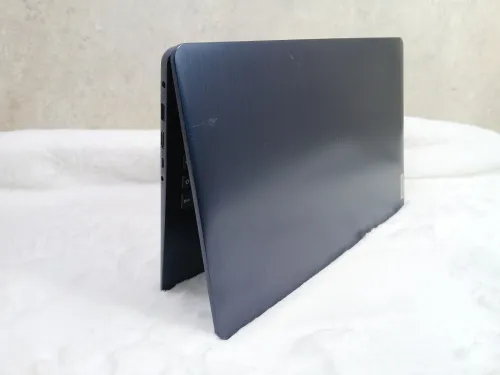 Lenovo 82HB / i5-11eme / 256 Ssd / 8 RAM / 15"