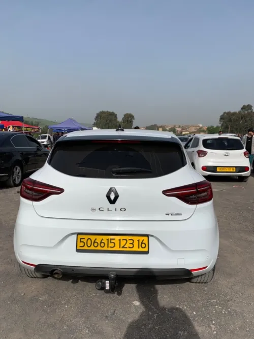 Renault Clio 5  2023 Evolution
