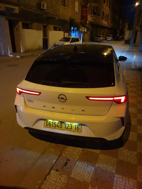 Opel Astra 2023 