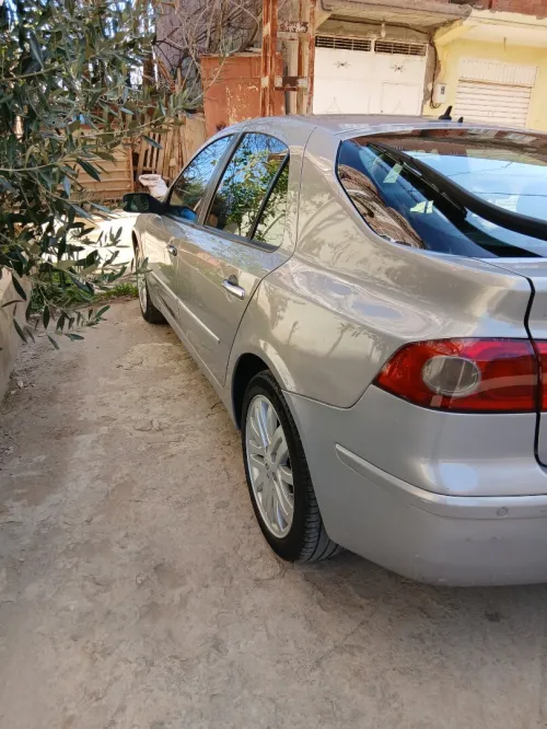 Renault Laguna 2 2003 Initial paris