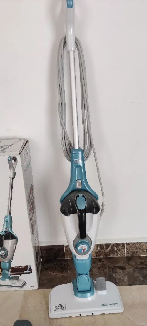 Balai vapeur Black + Decker très peu utilisé