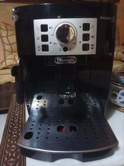 Delonghi Magnifica S