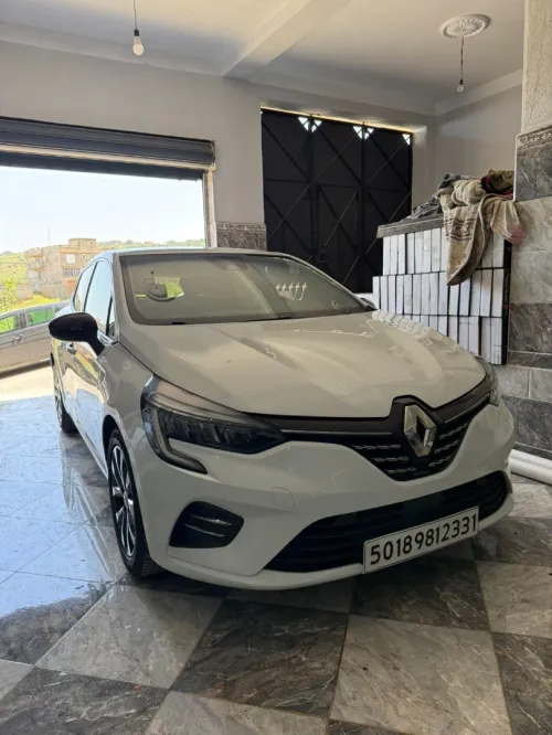 Renault Clio 5  2023 Intense