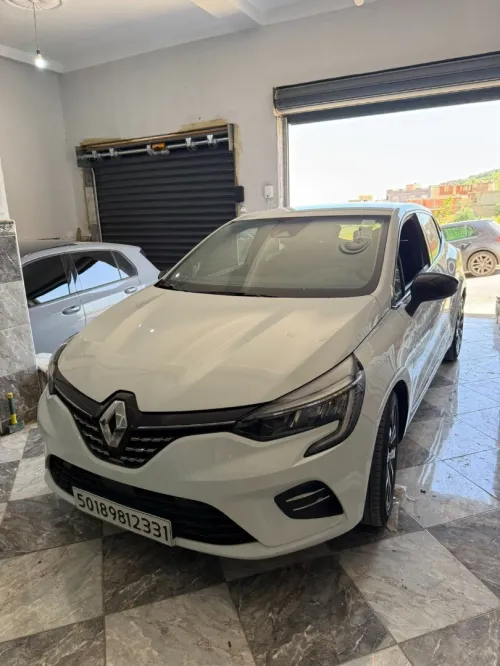 Renault Clio 5  2023 Intense