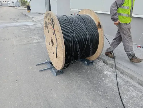 dérouleuse de fibre optique
