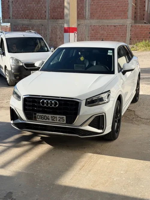 Audi Q2 2021 S line