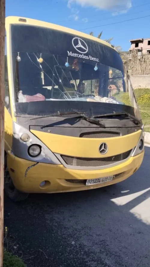 بيع و تركيب جميع أنواع زجاج الحافلات 