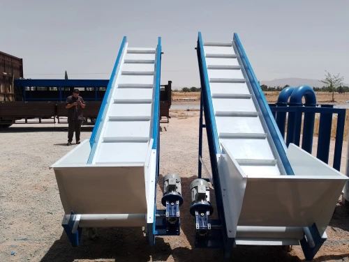 tapis convoyeur des  matériaux de 4 mètre 