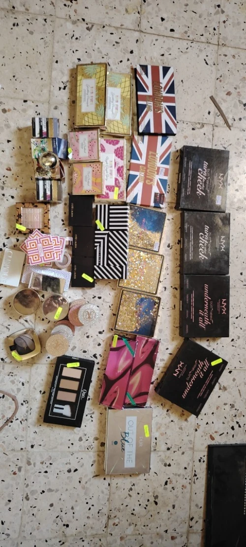 Lot cosmétique venu de france
