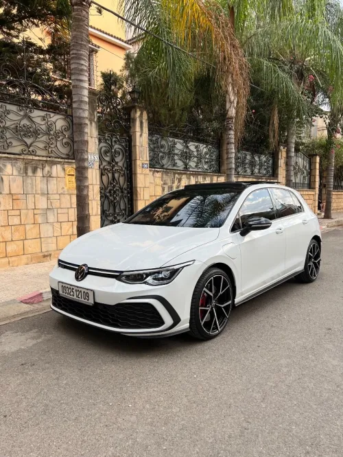 Volkswagen Golf 8 2021 GTE