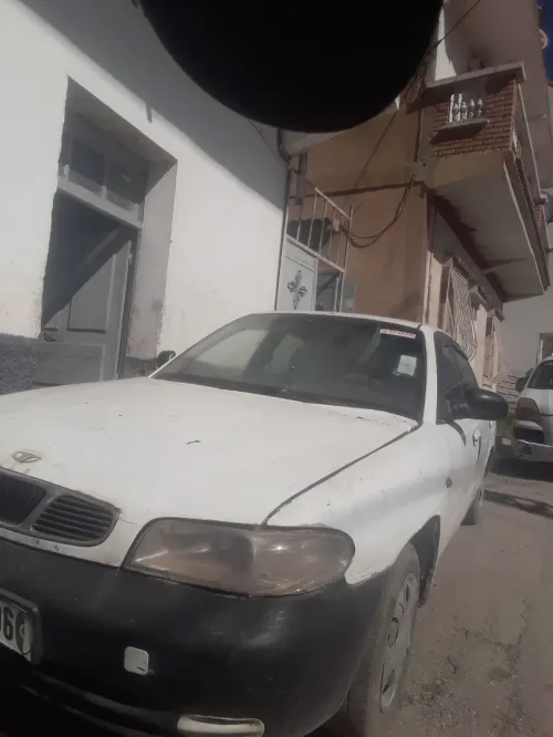 Daewoo Nubira 1998 