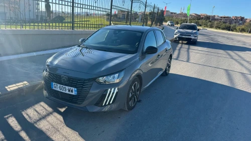 Peugeot 208 2024 Allure Pack