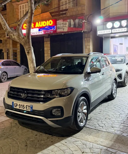 Volkswagen T-Cross 2023 Life
