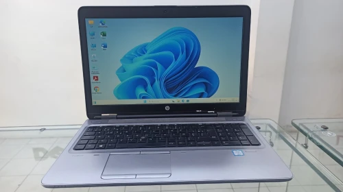 HP PROBOOK 650 G2 I5-6200U / 8GB / 256GB SSD 