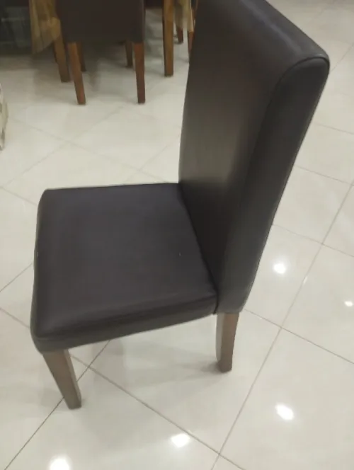 Chaises + équipements de salle des fêtes