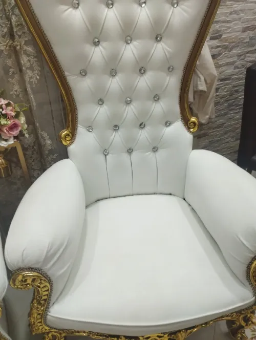 Chaises + équipements de salle des fêtes