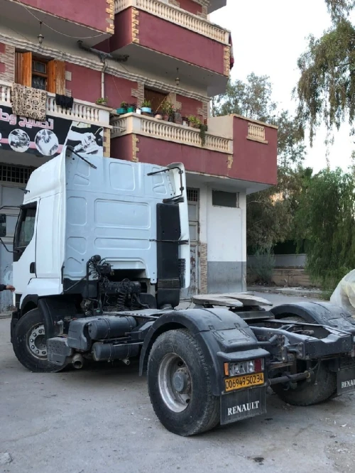 Renault 400 2002