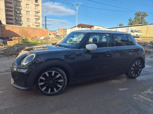 Mini Cooper 2023 Black