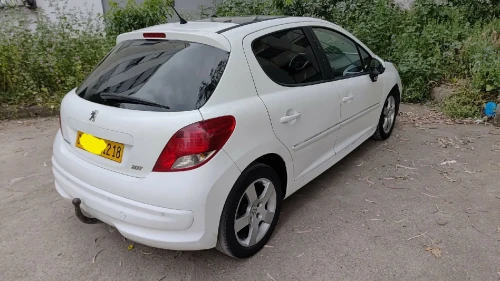 Peugeot 207 2012 207