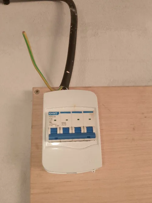 Electricien bâtiment Industriel