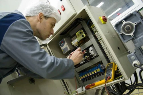 l'installation & maintenance 