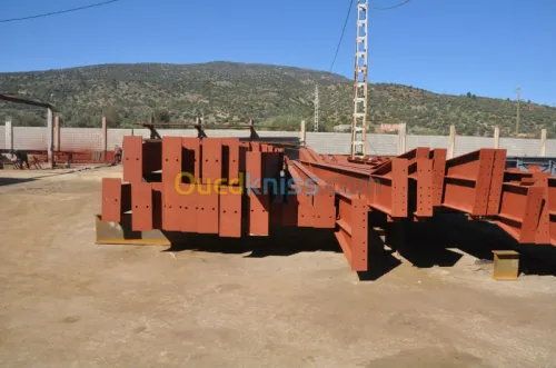 Charpente métallique + préfabriqués