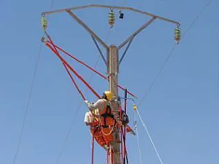 LOCATION ET  TRAVAUX  ET SERVICE