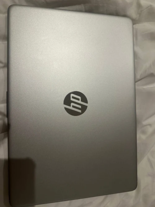HP Laptop i7-1165G7