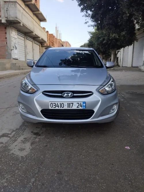 Hyundai Accent RB  4 portes 2017 Accent RB  4 portes