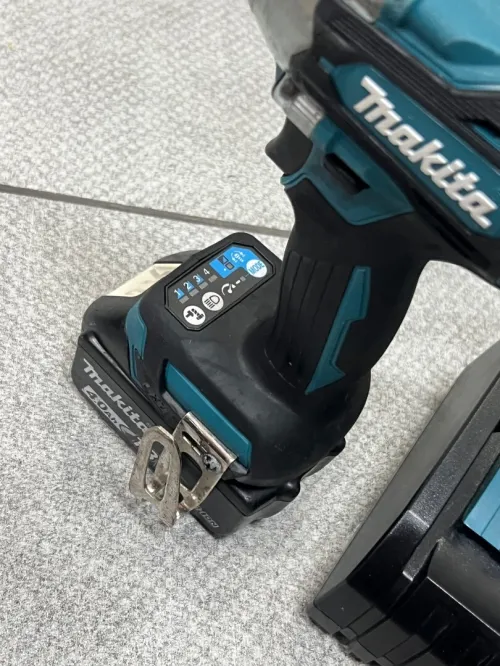 Boulonneuse makita 18v sans charbon 330nm avec variateur