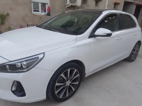Hyundai i30 2019 Toute options