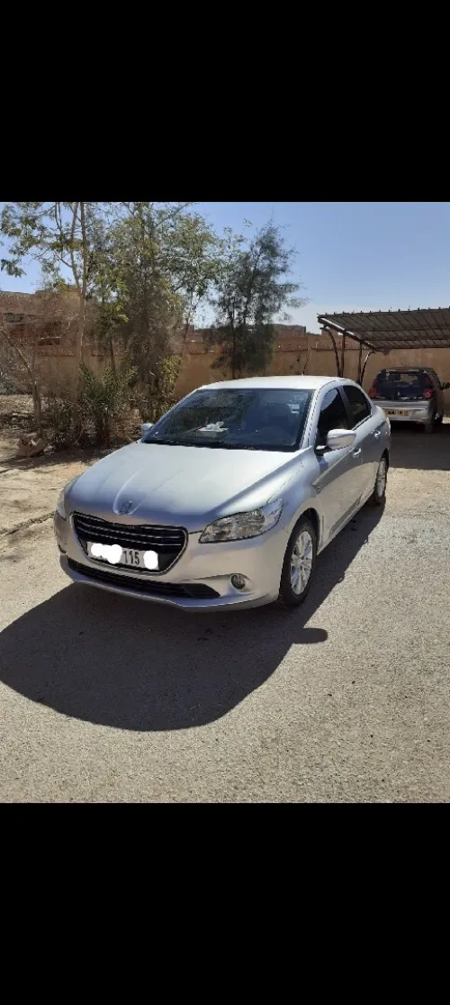 Peugeot 301 2015 Allure