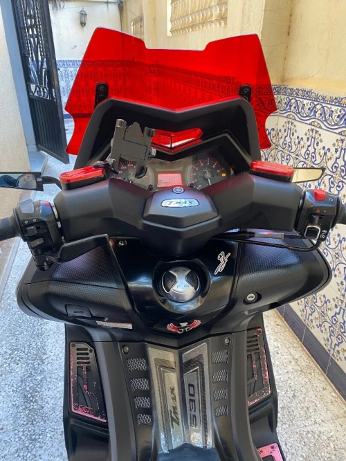 T max Yamaha 2015
