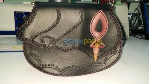 pochette artisanale