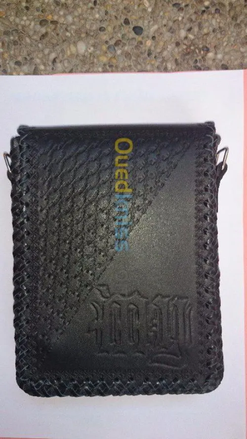 pochette artisanale