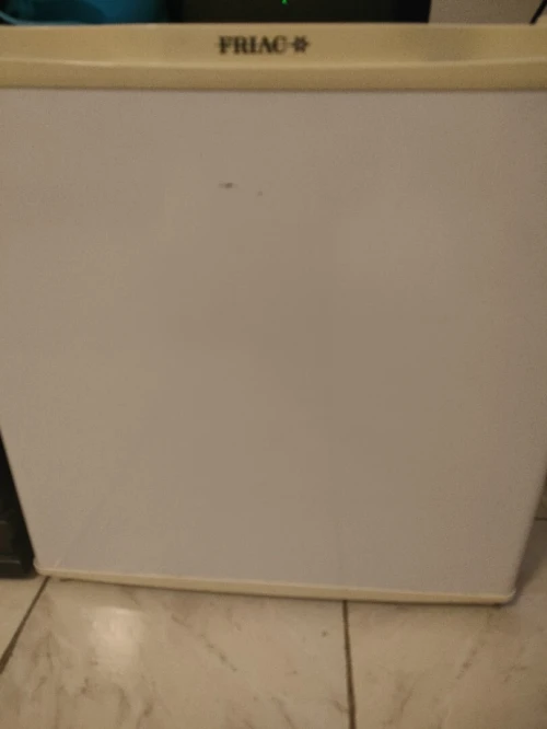 Mini frigidaire