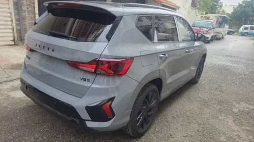 Volkswagen Jetta 2025 Vs5