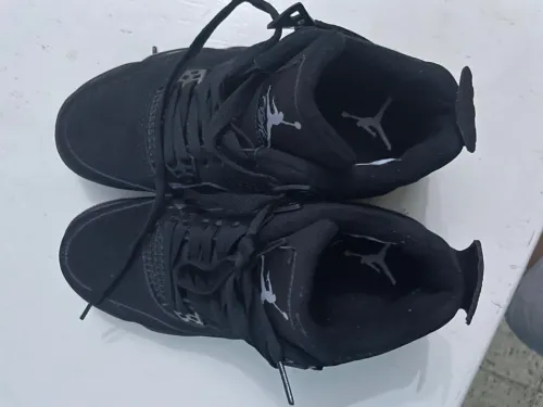 Nike air jordan 4 black cat neuf pointure 38 
