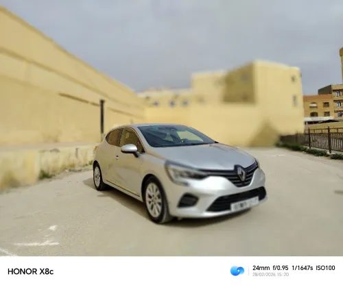 Renault Clio 5 2021 Intounc plis