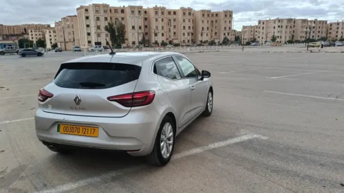 Renault Clio 5 2021 Intounc plis
