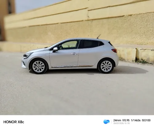 Renault Clio 5 2021 Intounc plis