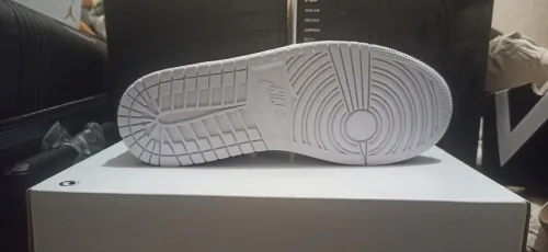 Air Jordan 1 
