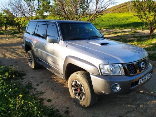 Nissan Patrol 2010 Super Safari