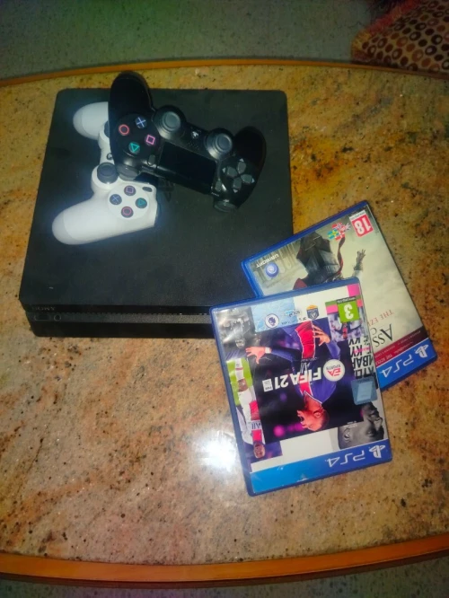 Play 4 slim